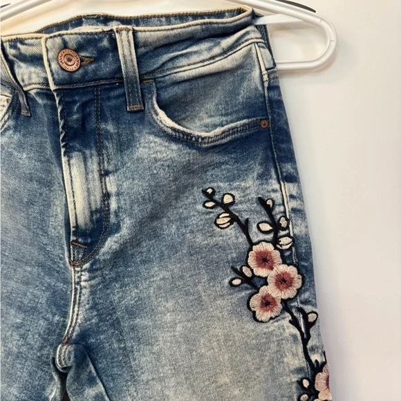 Embroidered 👖 - Picture 5 of 11